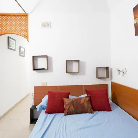 El Sueño Canario- Front In Canteras *